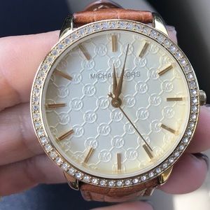Michael Kors Glitz Crystal Watch MK 2217